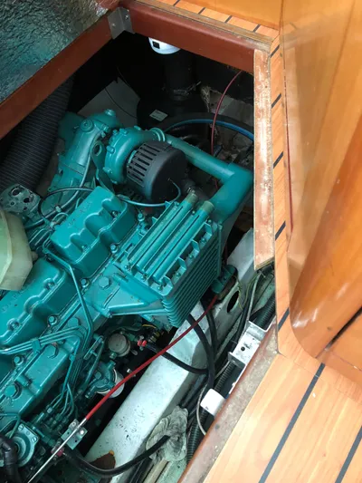 Done Diggin Yacht Photos Pics 