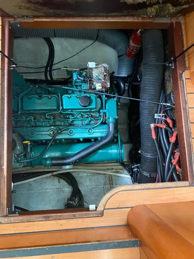 Done Diggin Yacht Photos Pics 