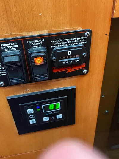 Done Diggin Yacht Photos Pics 