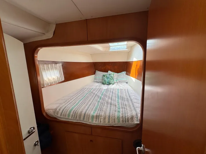 Done Diggin Yacht Photos Pics 