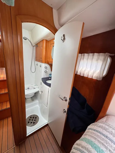 Done Diggin Yacht Photos Pics 