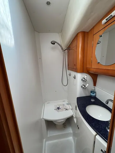 Done Diggin Yacht Photos Pics 