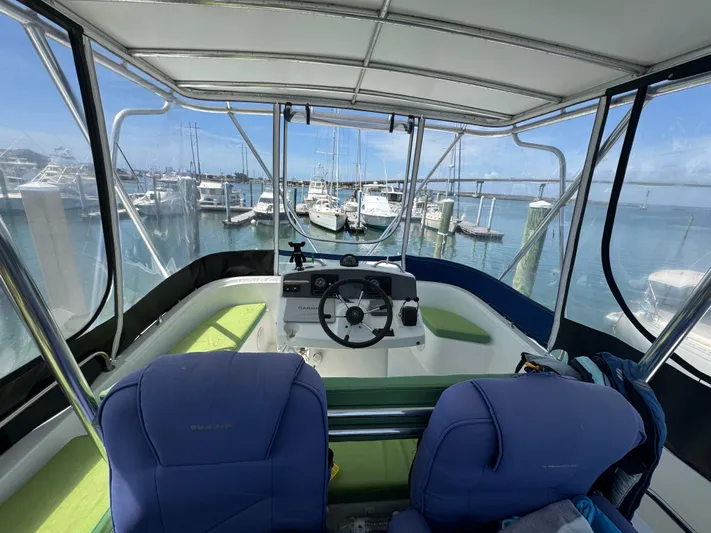 Done Diggin Yacht Photos Pics 