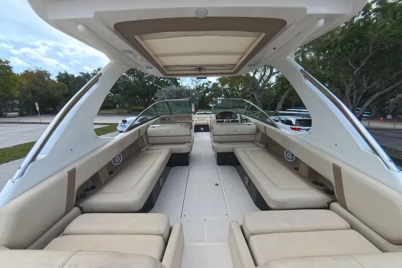  Yacht Photos Pics 2018 Regal 29 OBX boat interior with spacious seating and modern design.