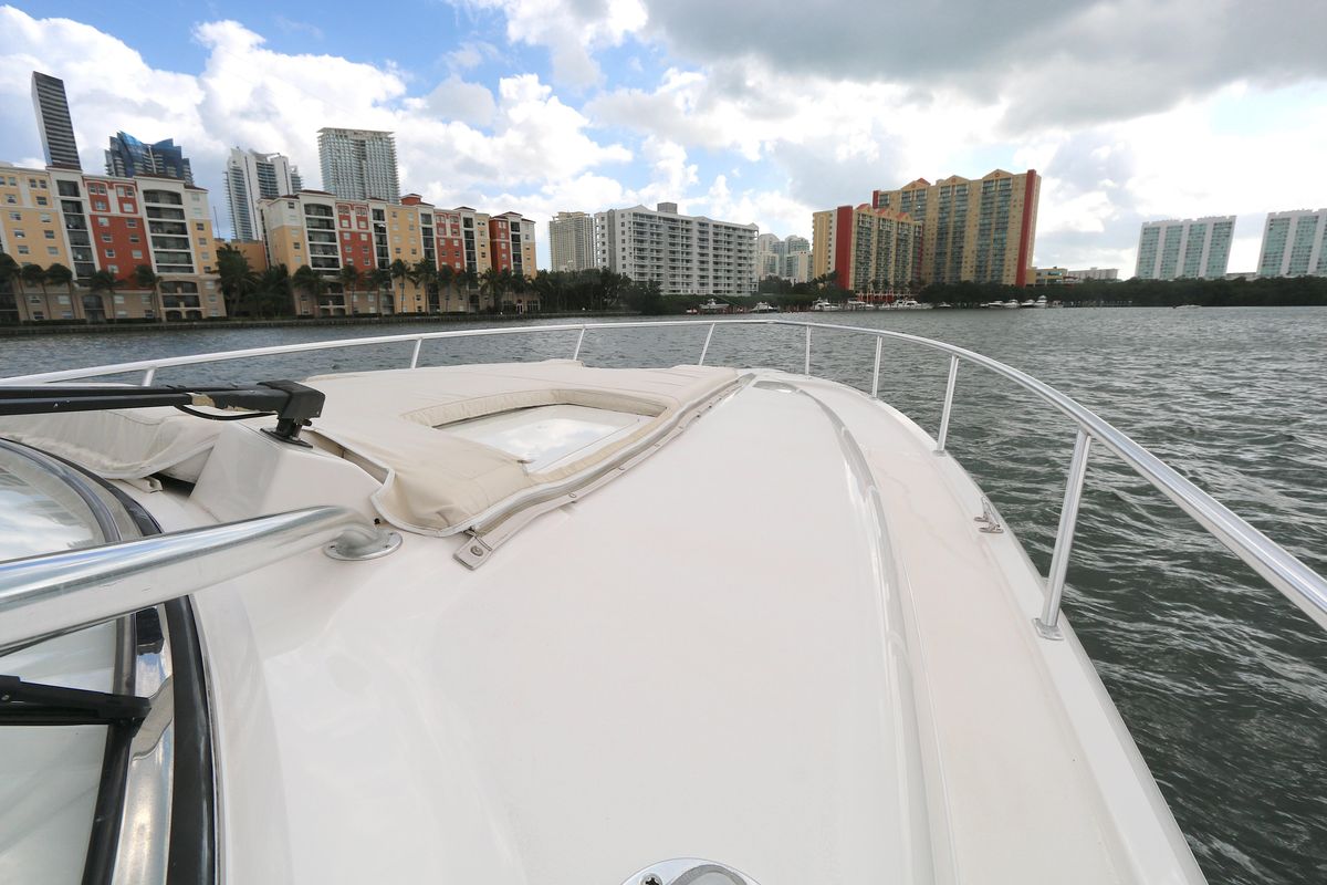 2012 Intrepid 47 