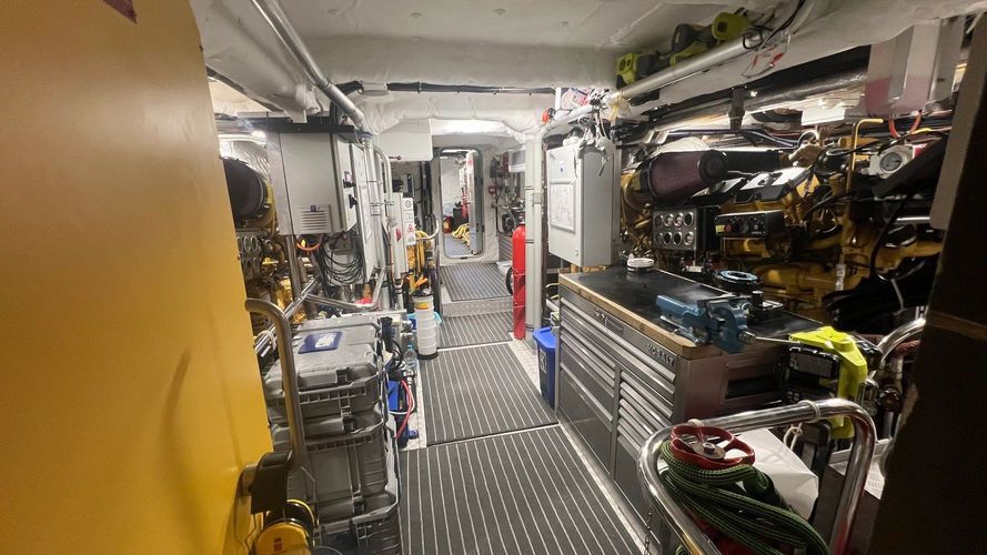 2009 Damen Yachting 123 