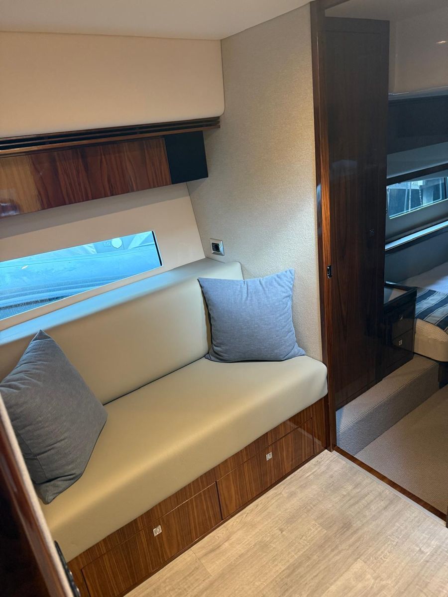 2022 Riviera 51 