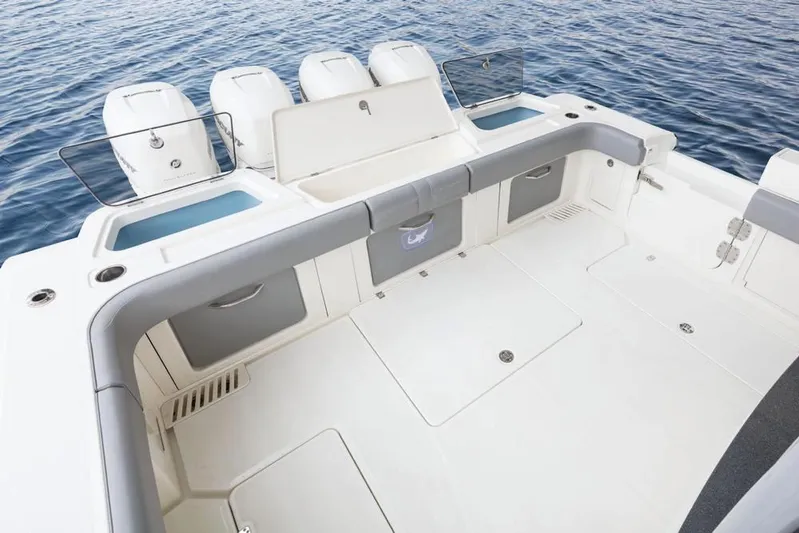 Giddy Up Yacht Photos Pics Manufacturer Provided Image