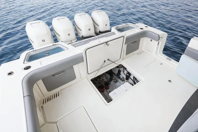 Giddy Up Yacht Photos Pics Manufacturer Provided Image