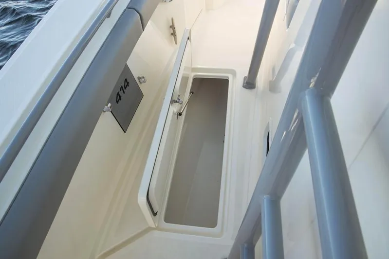 Giddy Up Yacht Photos Pics Manufacturer Provided Image