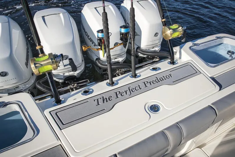 Giddy Up Yacht Photos Pics Manufacturer Provided Image