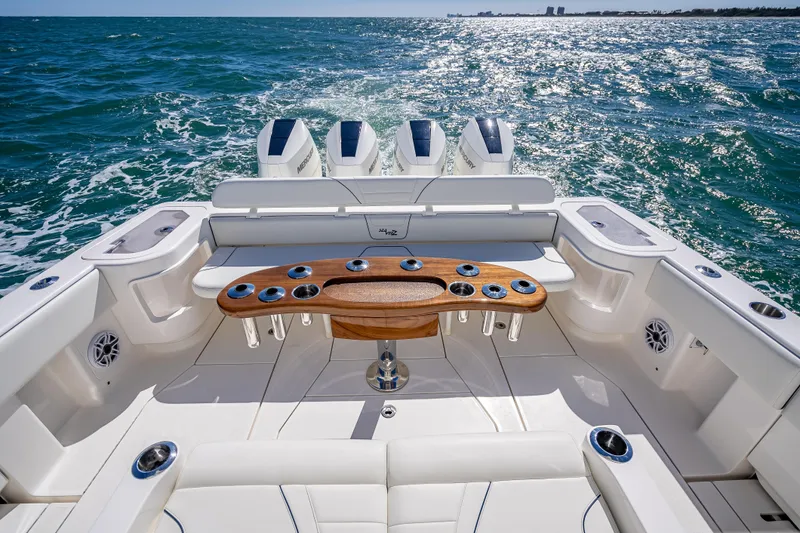  Yacht Photos Pics 2024 SeaVee 420Z boat with luxurious seating and ocean view.