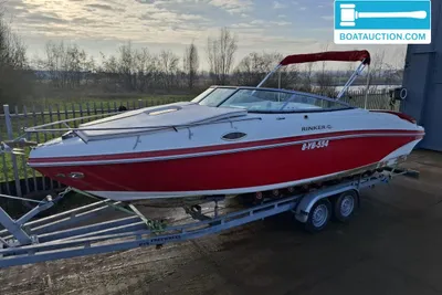 2007 Rinker 246 Captiva Cuddy