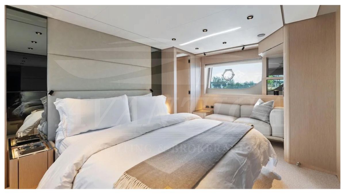 2023 Ferretti Yachts 78 