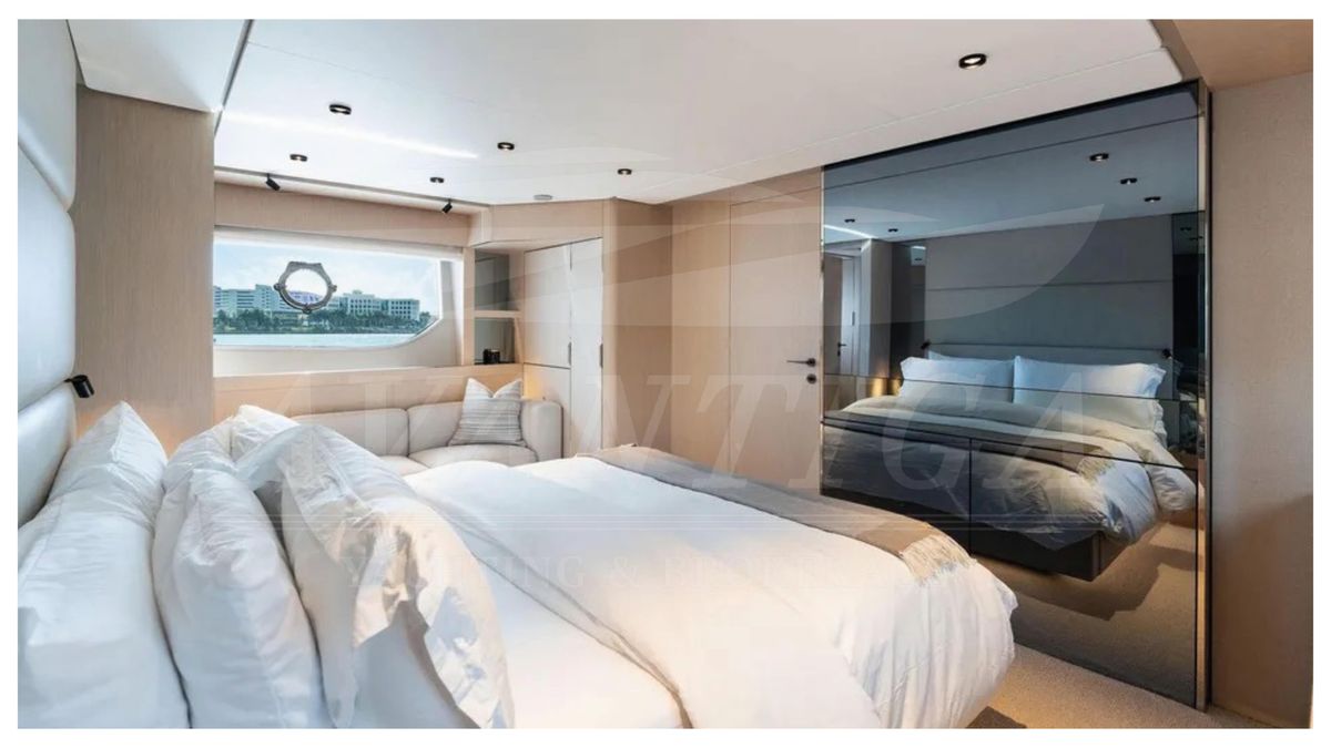 2023 Ferretti Yachts 78 