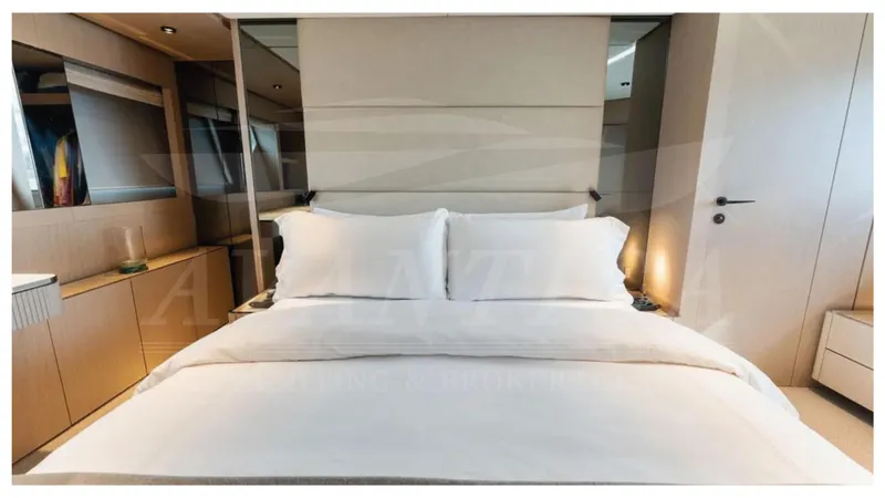  Yacht Photos Pics Ferretti 780