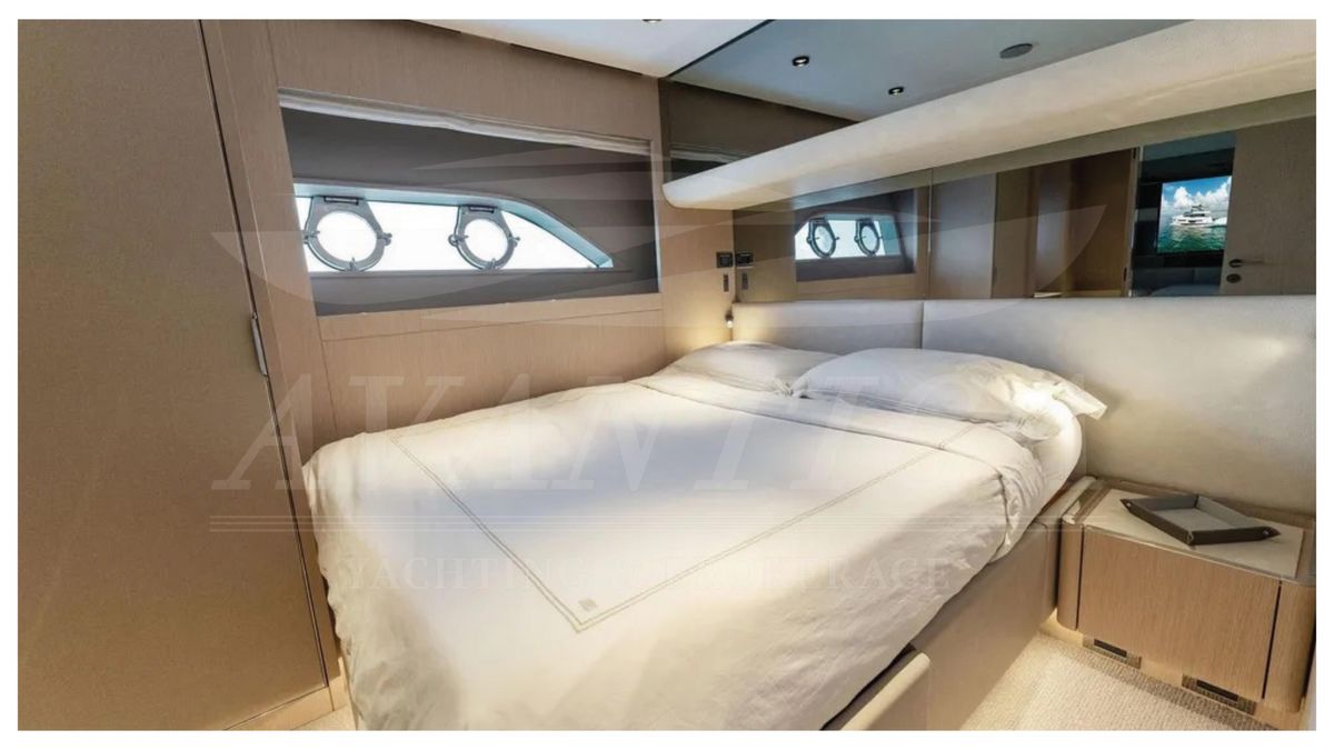 2023 Ferretti Yachts 78 