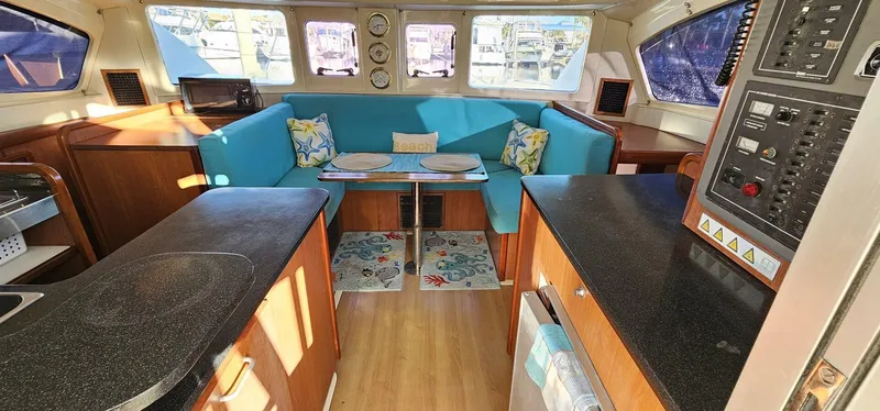 Happy Place Yacht Photos Pics 