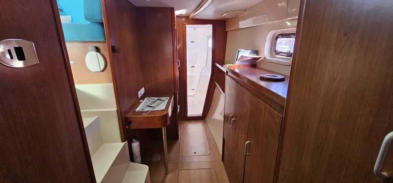 Happy Place Yacht Photos Pics 