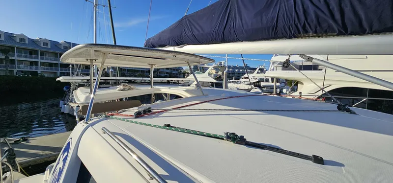 Happy Place Yacht Photos Pics 