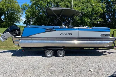 Avalon Catalina Entertainer