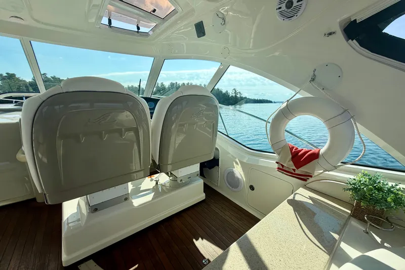  Yacht Photos Pics Interior of 2009 Sea Ray 48 Sundancer yacht with scenic water view.