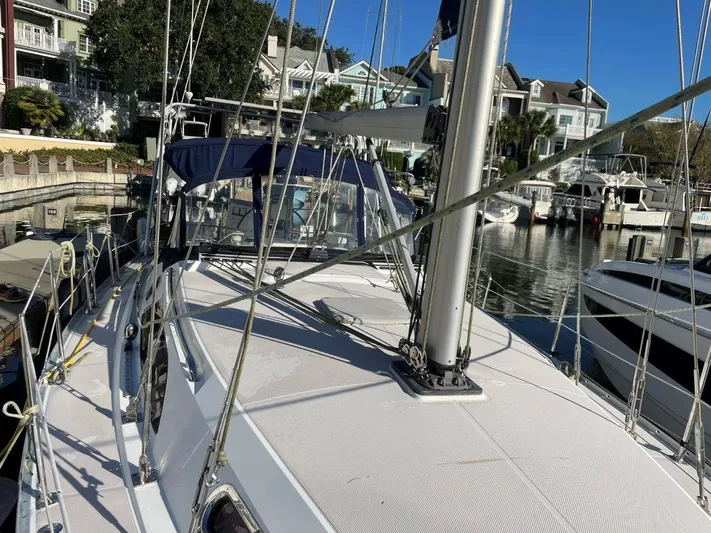 Carolina Wind Yacht Photos Pics 