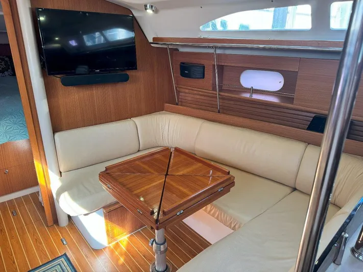 Carolina Wind Yacht Photos Pics 