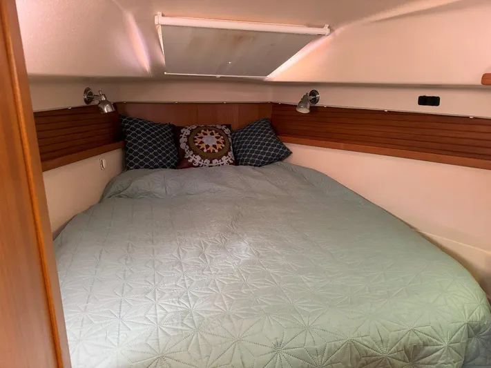 Carolina Wind Yacht Photos Pics 