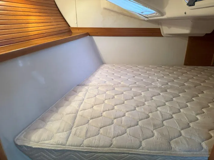 Carolina Wind Yacht Photos Pics 