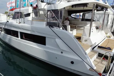 2025 Aventura 45