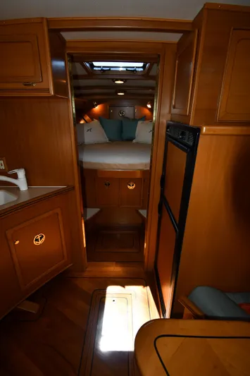 Abbracci Yacht Photos Pics 