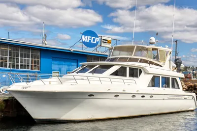 Navigator 61 Pilothouse