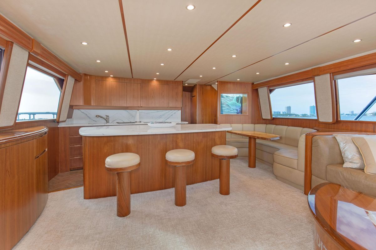 2015 Viking 70 