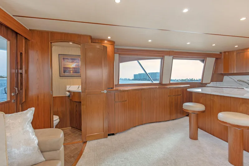 Bandito Yacht Photos Pics 