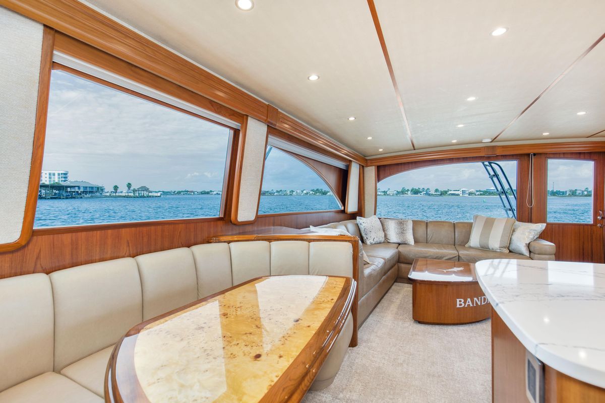 2015 Viking 70 