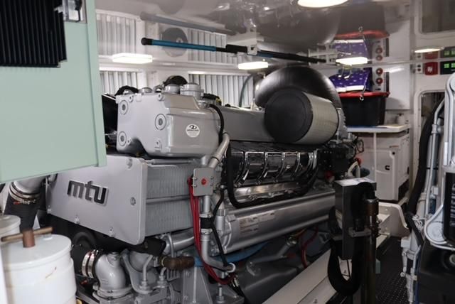 2015 Viking 70 