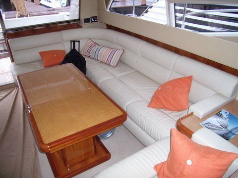 2003 Ferretti Yachts 590