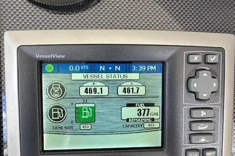 Yacht Photos Pics VesselView display showing Uniesse 49 EXPRESS 2013 fuel status and engine metrics.