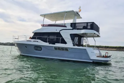 2020 Beneteau Swift Trawler 41 Fly
