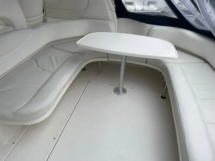  Yacht Photos Pics Interior seating area of a 2003 Sea Ray 380 Sundancer boat.