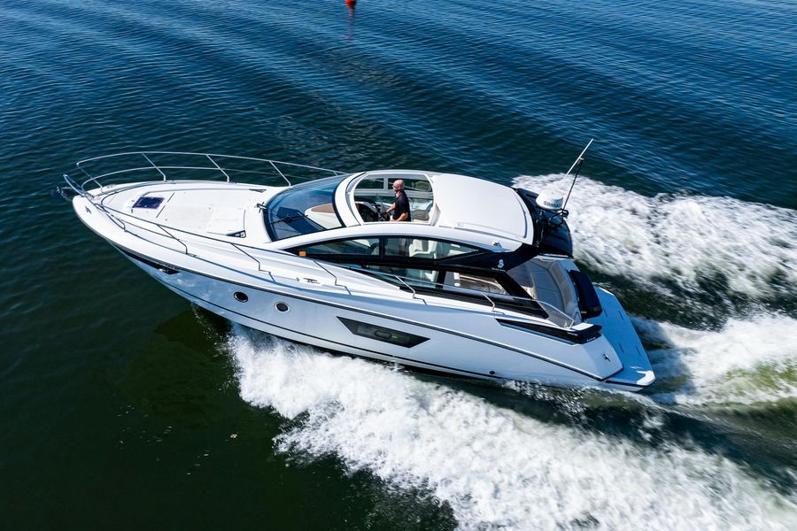 2016 Beneteau Gran Turismo 40