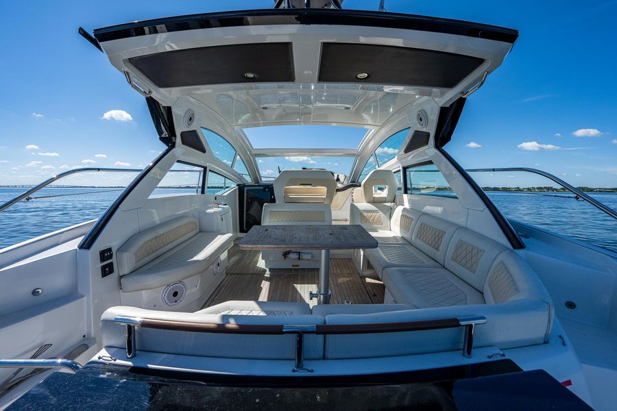 2016 Beneteau Gran Turismo 40