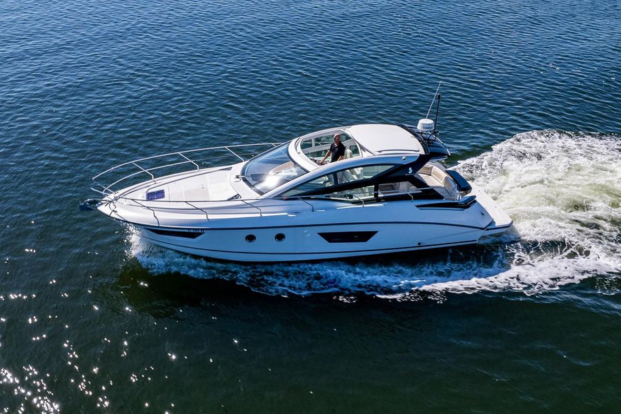 2016 Beneteau Gran Turismo 40