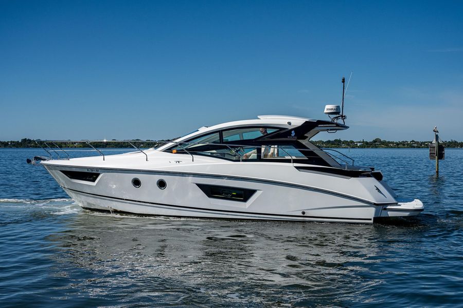 2016 Beneteau Gran Turismo 40