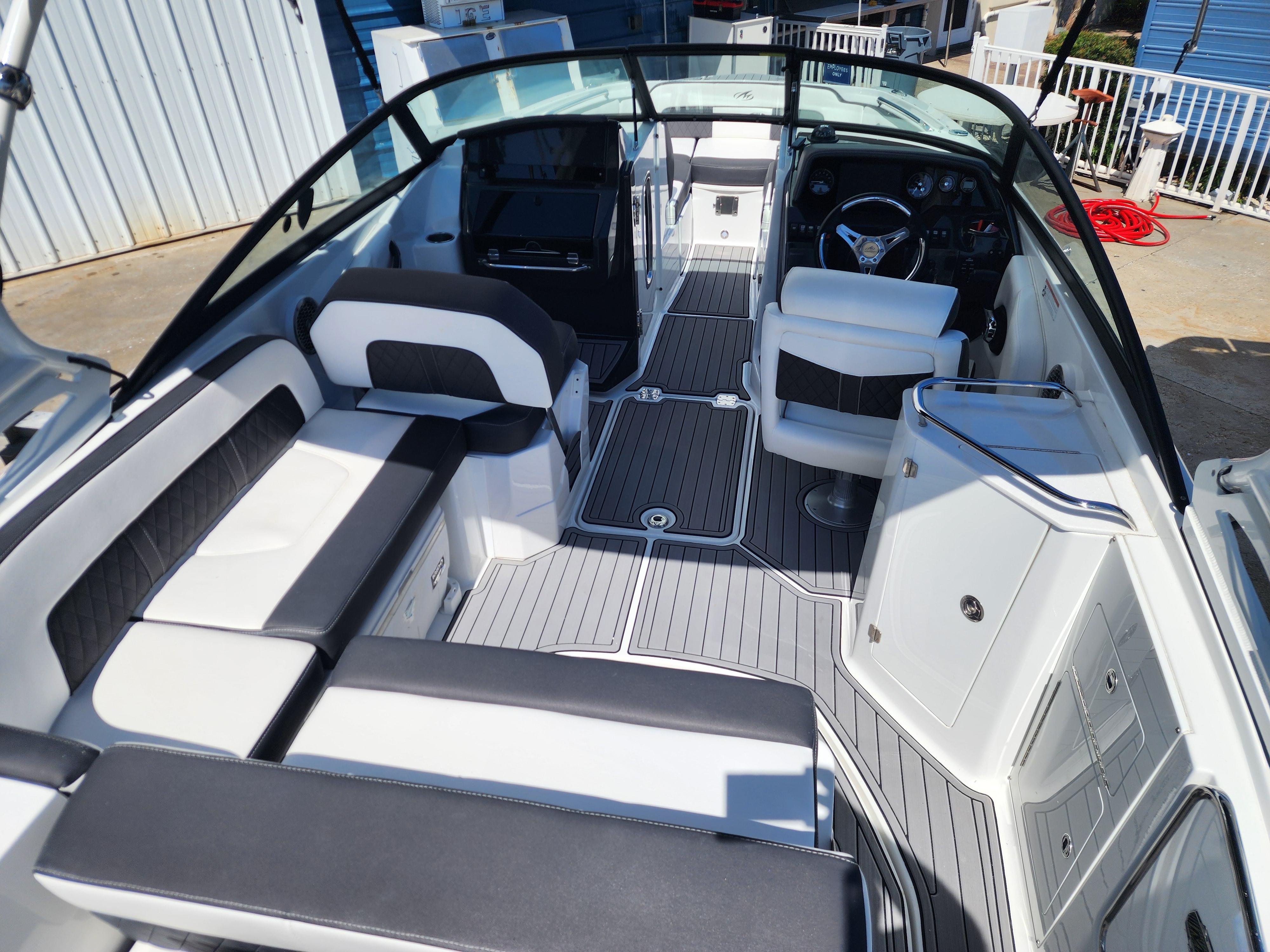 2021 Monterey M45 Cruiser for sale YachtWorld