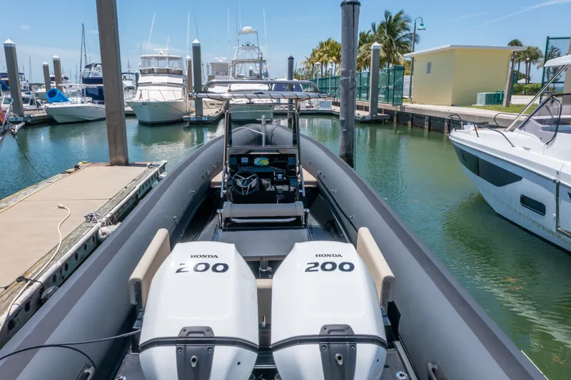  Yacht Photos Pics 2023 Sea Water PHANTOM 280 boat with dual Honda 200 engines docked at marina.