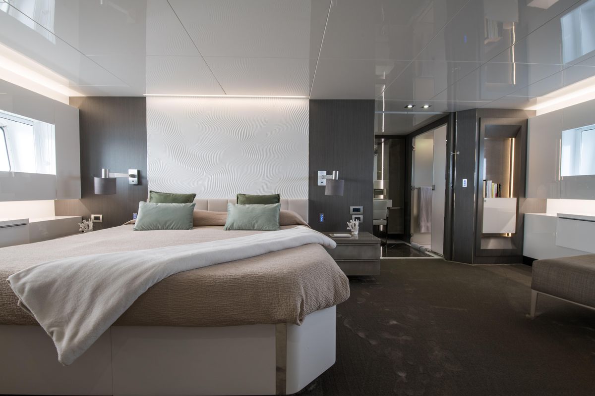 2015 Arcadia Yachts 85 
