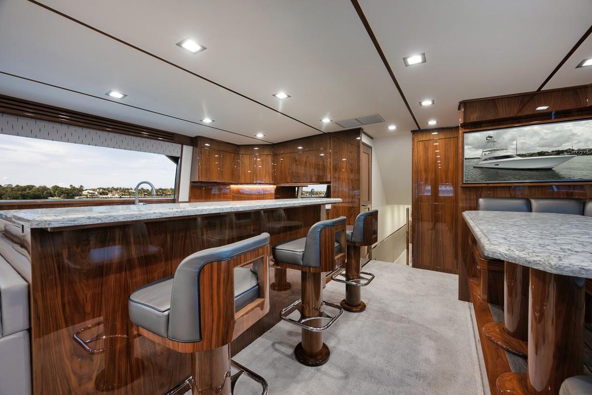 2019 Viking 80 