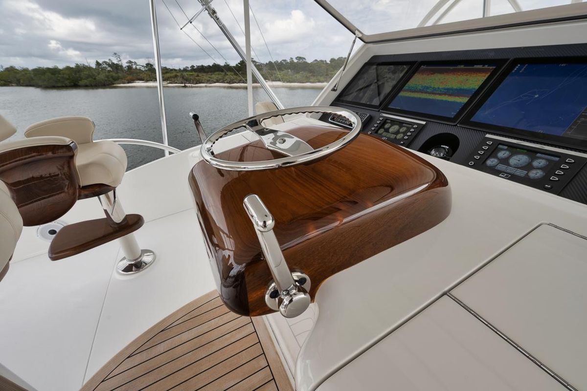 2019 Viking 80 